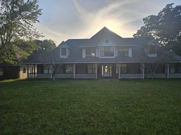 24 Buccaneer Dr, Hattiesburg, MS 39402