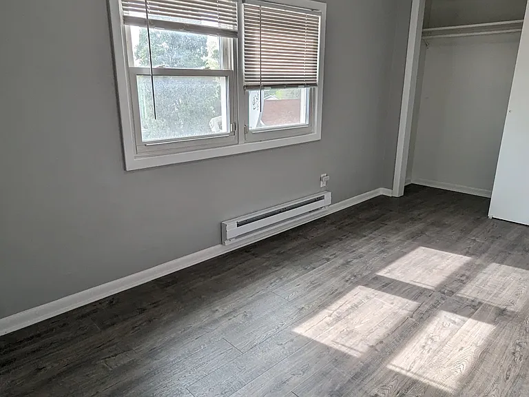 304 Hankes Ave #1 — Photo 6