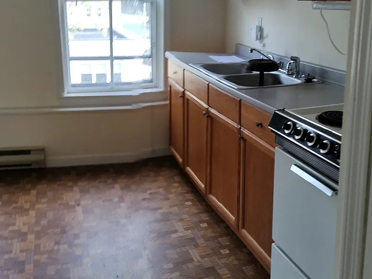 19 Hodges St #2B — Photo 1