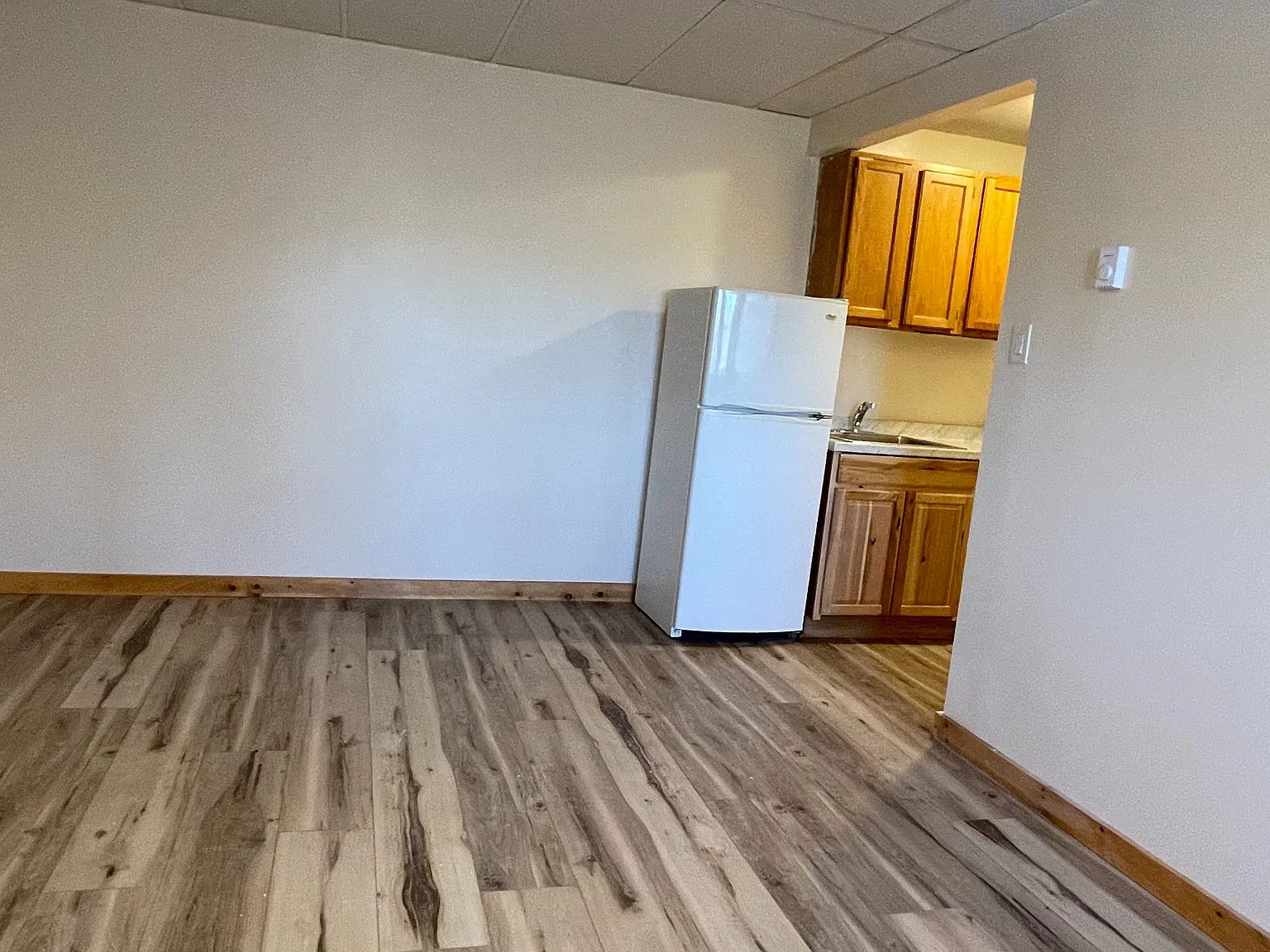 High Ridge Apartments — Photo 1