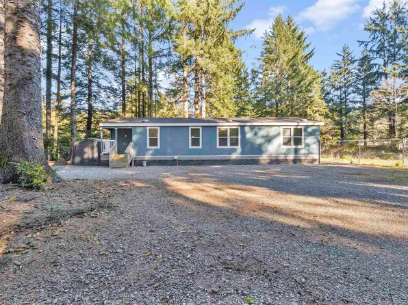 1100 Carole Ln, Crescent City, CA 95531