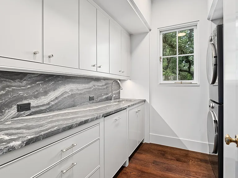 4500 River Wood Ct — Photo 25