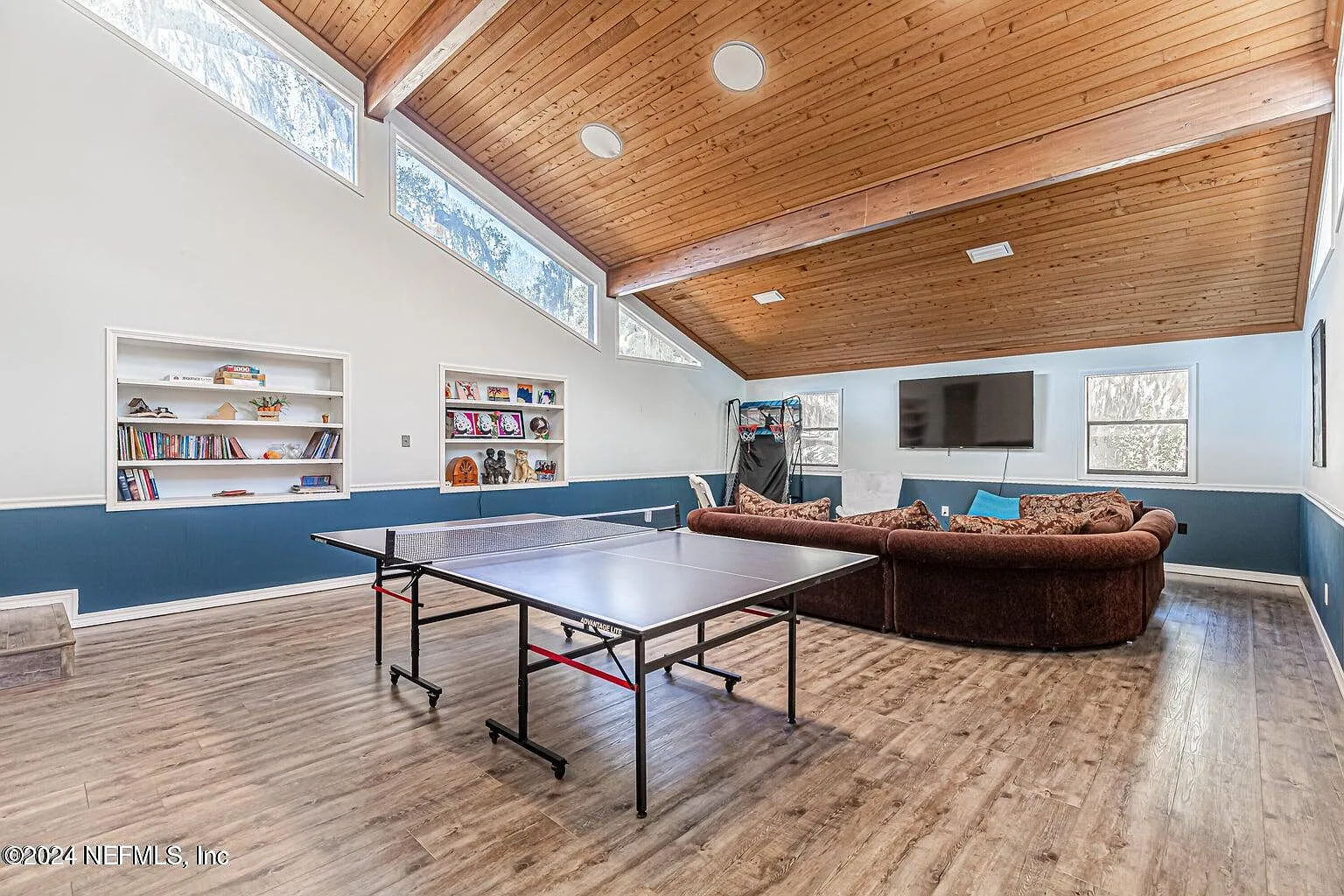 5 bed, 7.0 bath, 5108 sqft, $6,000 — Photo 4