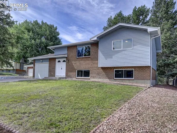 130 Estrella Vista St, Colorado Springs, CO 80911