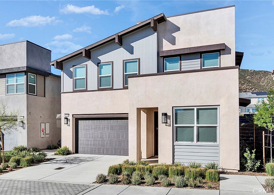 1st image of 15946 Caterpillar Dr