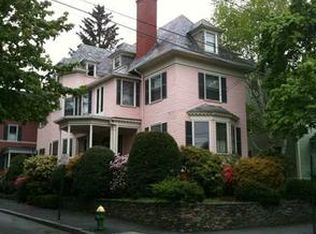 38 Cushing St, Providence, RI 02906