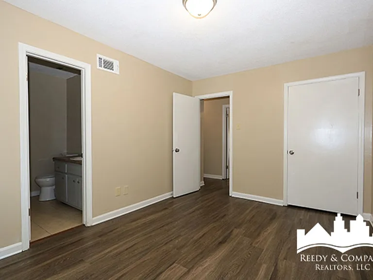 3095 Normandy Dr — Photo 6