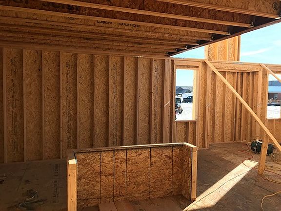 3rd image of 4572 Dewey Ln
