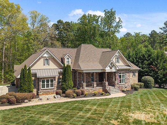2nd image of 13249 Belle Grove Manor Ln