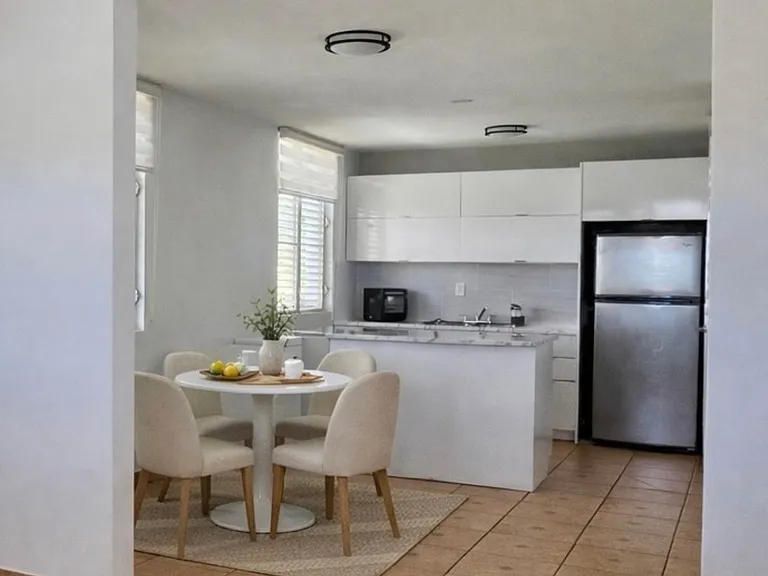 11 Camino Real — Photo 14