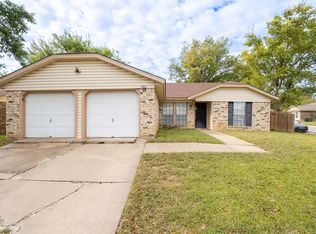 5300 Virburnum Ct, Arlington, TX 76018