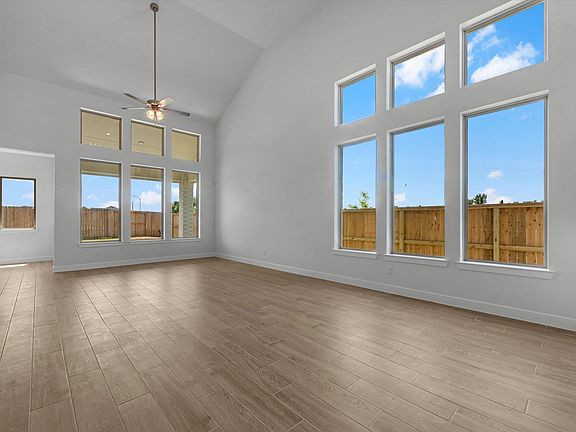4th image of 1106 Mills Cove Dr