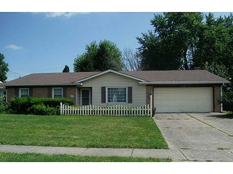 218 N Smith St photo 1