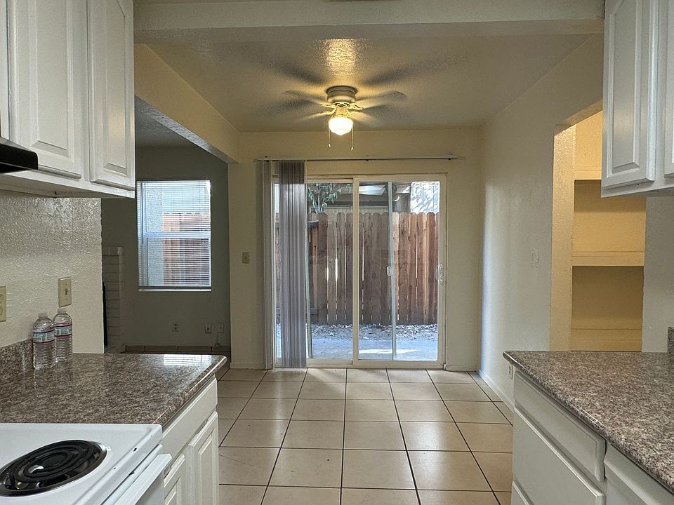 1st image of 2526 Plantation Pl #0