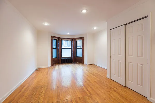 Rented by Berman Realty | media 5