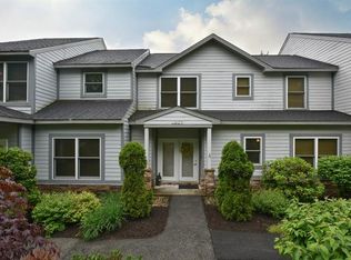 1317 W Ridge Dr, Hidden Valley, PA 15502