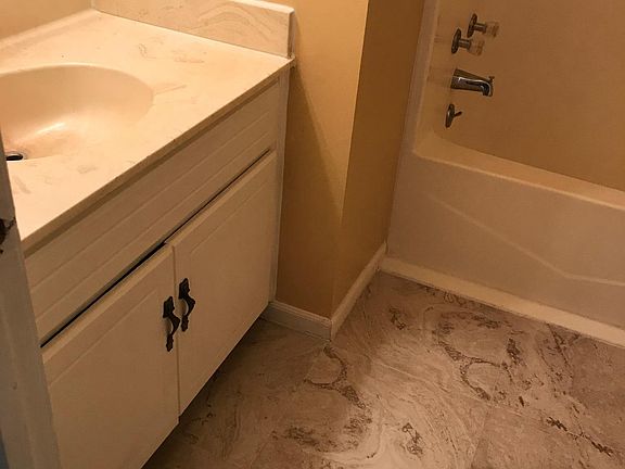 full bath