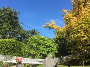 1610 Nob Hill Ave N, Seattle, WA 98109