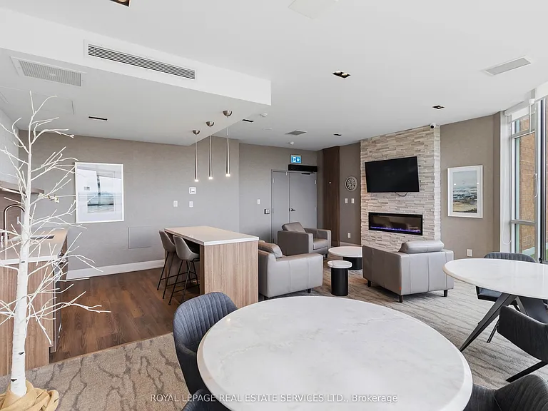 1276 Maple Crossing Blvd #1710 — Photo 28
