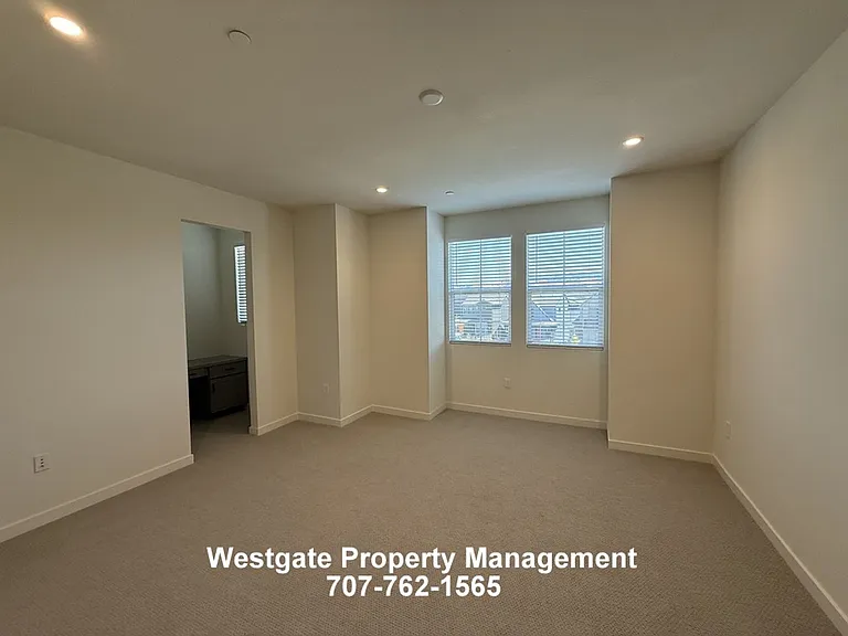 209 Wellness Way — Photo 18