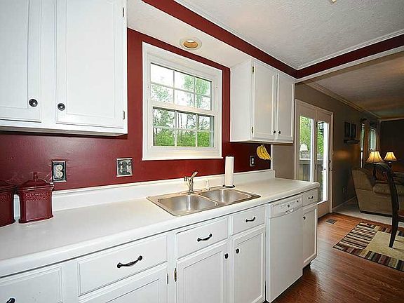 5th image of 9423 Helmsdale Dr