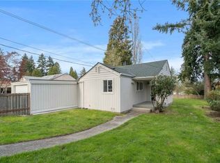11742 20th Ave NE, Seattle, WA 98125