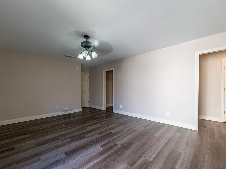 2709 Forest Grove Dr #2709 — Photo 6
