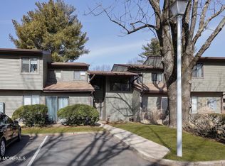 98B Berkshire Ct, Red Bank, NJ 07701