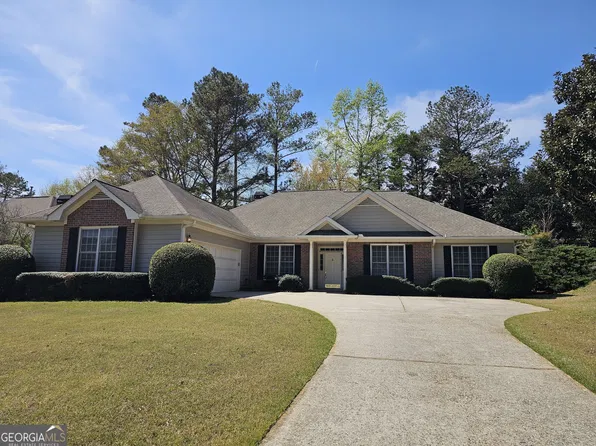 107 Cadmium Ct, Peachtree City, GA 30269