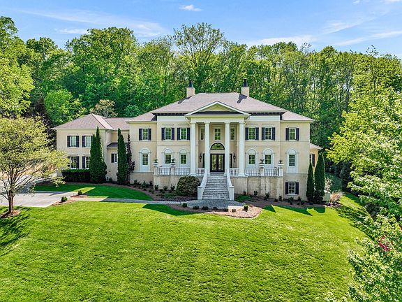 4th image of 1637 Whispering Hills Dr