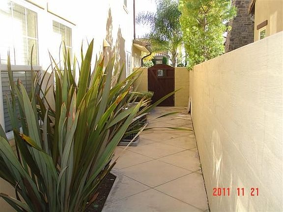 3rd image of 7 Calle Saltamontes