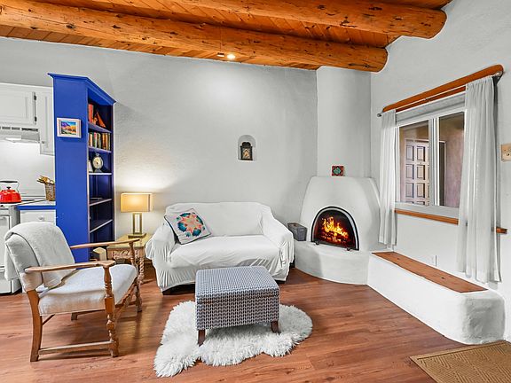 3rd image of 226 Kit Carson Rd #4