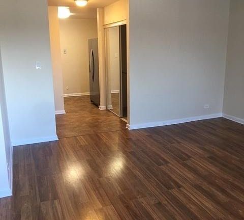 2nd image of 8616 Skokie Blvd APT I2