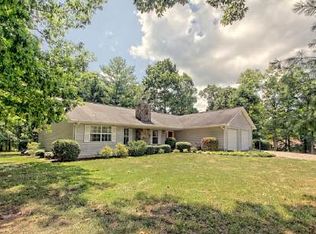 1518 Heathers Cove Rd, Hiawassee, GA 30546