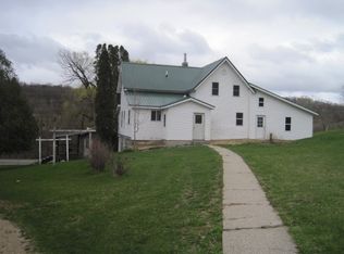 31528 County Road V S, Cazenovia, WI 53924
