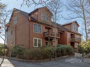135 Toxaway Views Dr #608, Lake Toxaway, NC 28747