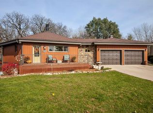 1127 Twenty Oaks Dr, Story City, IA 50248