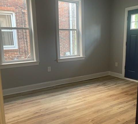 5th image of 1309 S 53rd St Floor 1