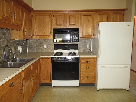 5th image of 5914 Leisure South Dr SE