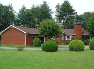 293 Zeb Alley Rd, Cashiers, NC 28717