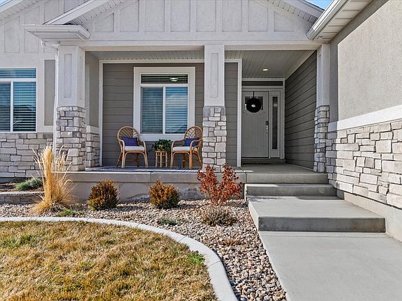 957 E Blackbrush Dr, Eagle Mountain, UT 84005 | MLS #1983452 | Zillow