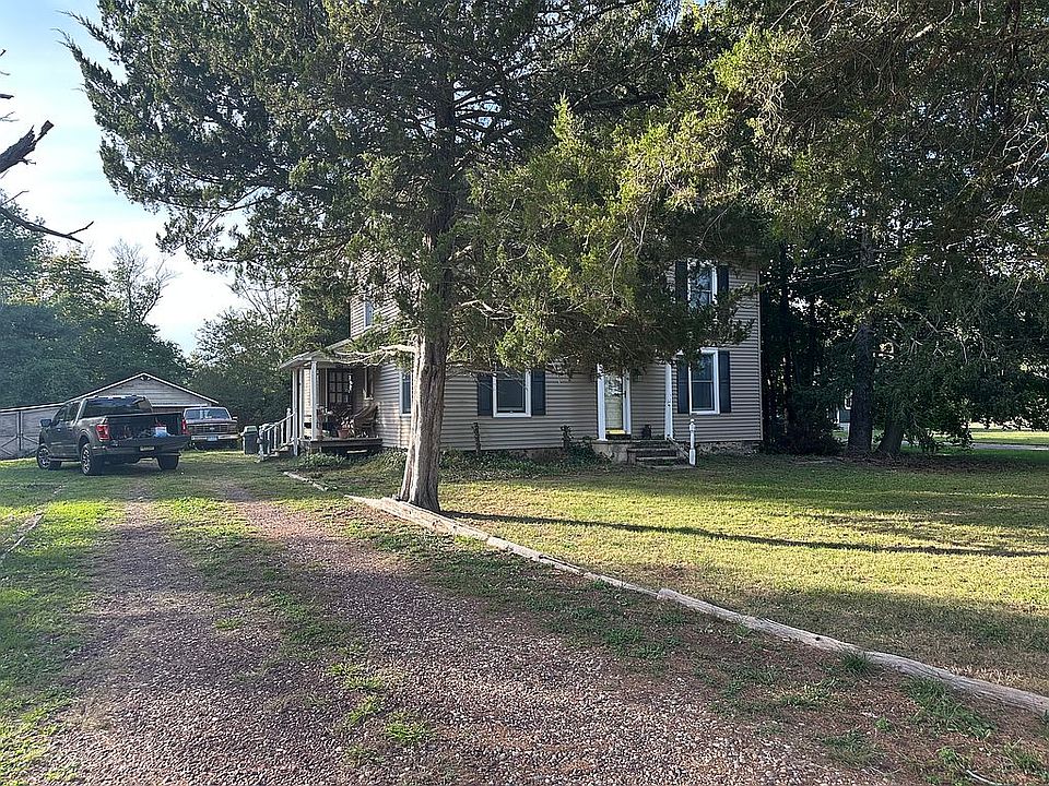 2nd image of 6 Willow Grove Rd