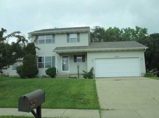 3426 Amanda Ct NW, Cedar Rapids, IA 52405