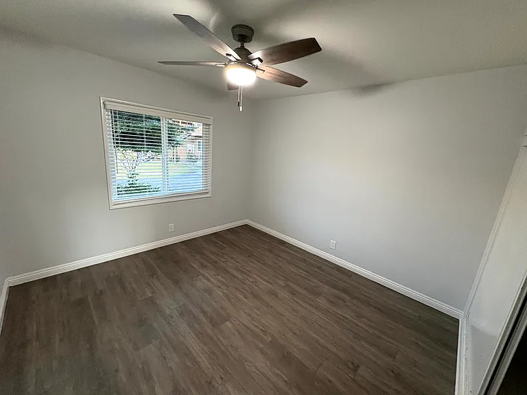 1112 S Atlantic Blvd #J — Photo 32