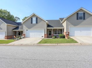 12 Endeavor Cir, Mauldin, SC 29662