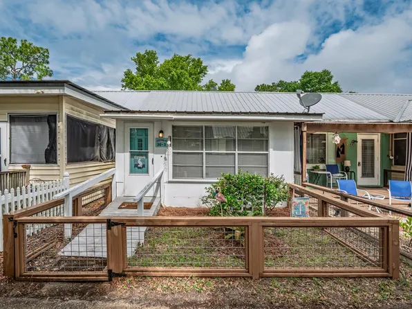 30 Parker Ave #3, Lanark Village, FL 32323