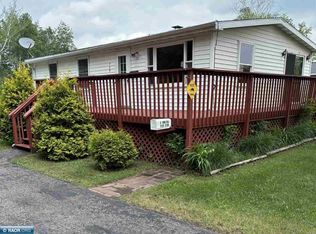 739 E 38th St, Hibbing, MN 55746