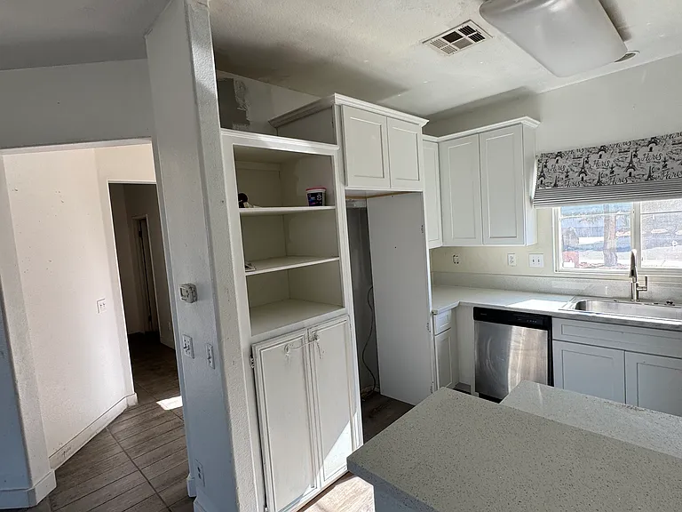 Inyo Ct — Photo 15
