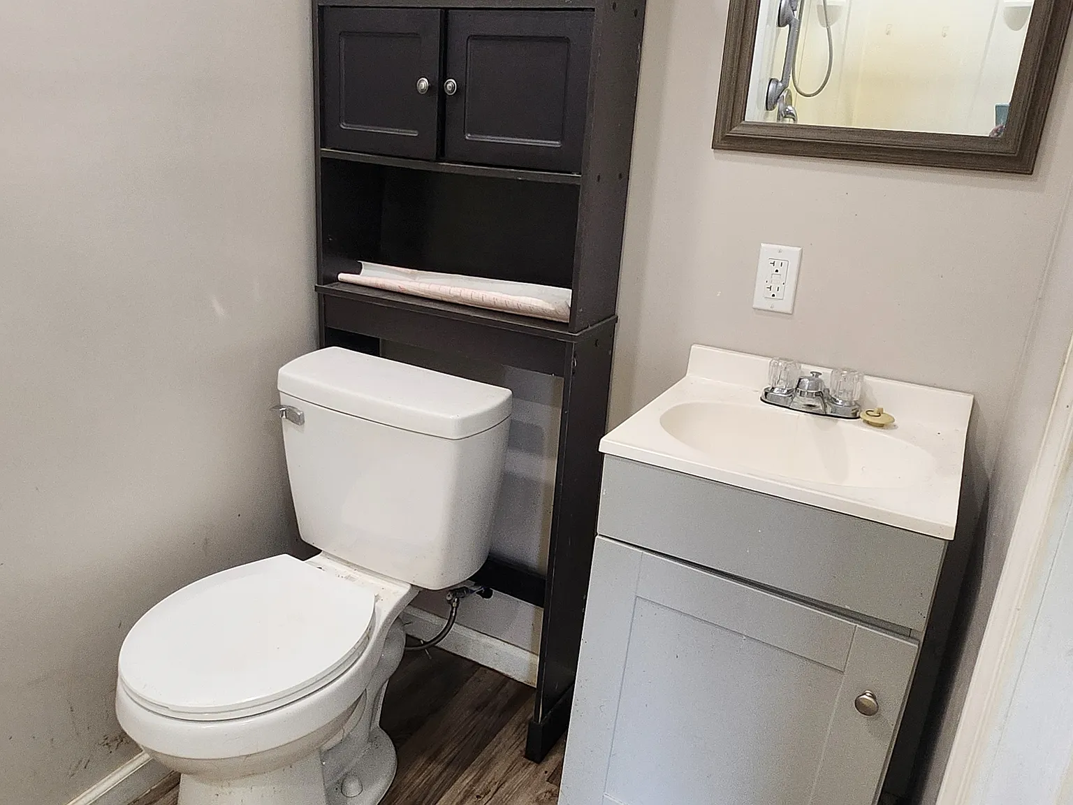 9349 Valley Rd — Photo 4