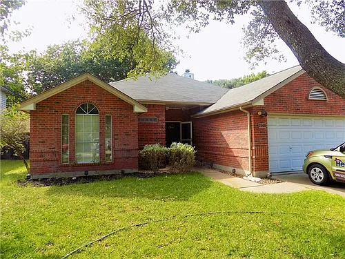 2306 Raintree Path Photo 1